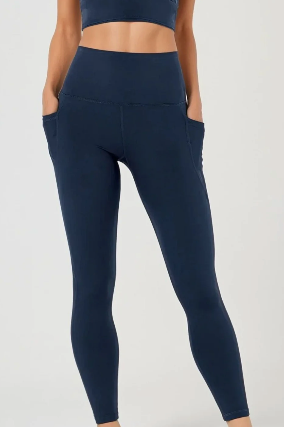 Sculpting High Waisted Pocket Leggings