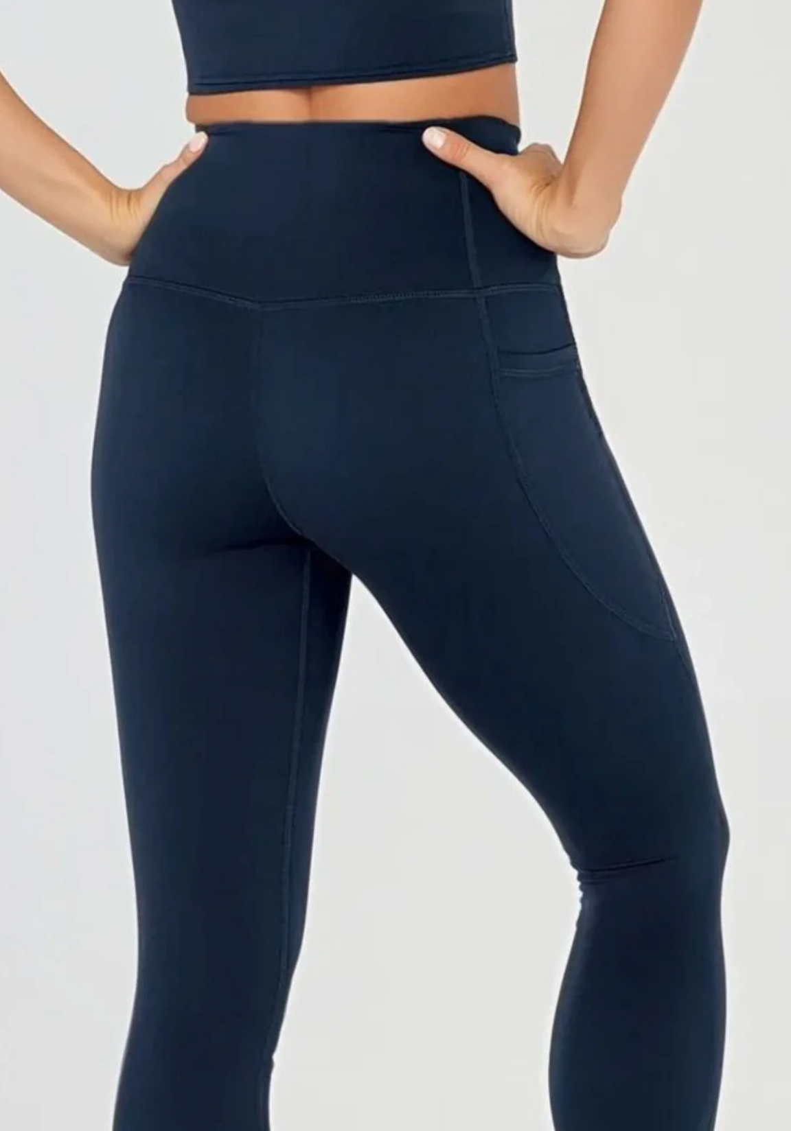 Sculpting High Waisted Pocket Leggings